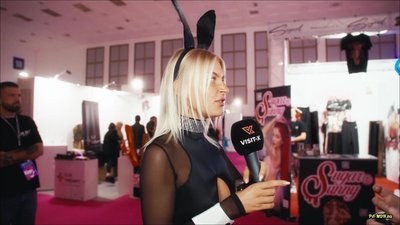 Visit-X - Venus 2024 - Folge 4 - LiaEngel testet verrückte Toys und Gadgets