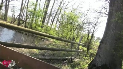 Miley-Weasel - Fremder Typ am See spritzt ALLES rein