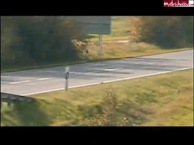 YvetteXtreme - Nackt im Parkhaus