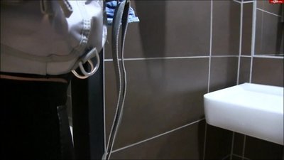 Lara-CumKitten - Fast Food Quickie - Public im Burger Laden