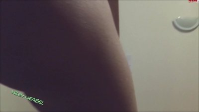 Miley-Weasel - Notgeile Schlampe gefickt