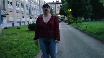 slaveclairebear - Meine jeans in der Öffentlichkeit benetzen