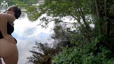 Wet-Wonder - Feuchte Fotze am Fluss #4