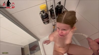 Bikergirl_97 - OMG - Absoluter Tabubruch - Das erste Mal Natursekt probiert