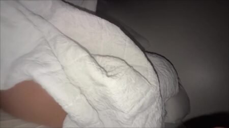 Mya_Lane - Spielen auf der öffentlichen toilette Dann werde ich von großem schwanz gefickt