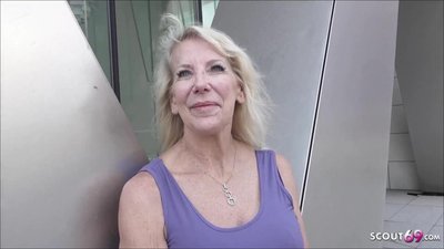 German-Scout - Reife Frau Bianca beim Porno Casting