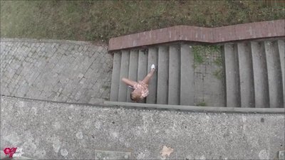 Miley-Weasel - Erst bespannert...dann gefickt....so kann es laufen