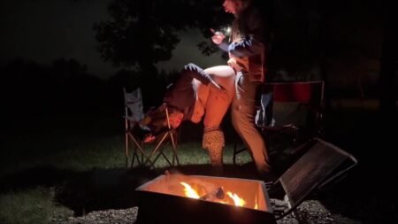 Mya_Lane - Sex beim camping und der versuch, erwischt zu werden