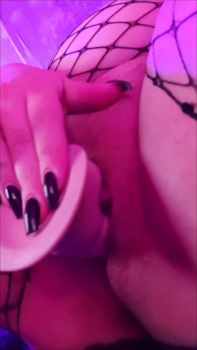 slaveclairebear - Nahaufnahme masturbation mit meinen dildos