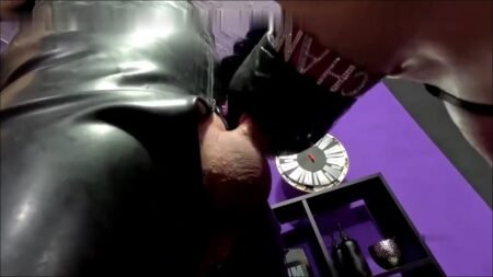 Beauty-of-pain - STRAPONFUCK - Beide Löcher gestopft