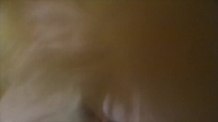 AurelliaCreampie - Die Studentin betrog ihren Freund und wurde von ihrem Ehemann bestraft, indem er ihr in den Mund urin