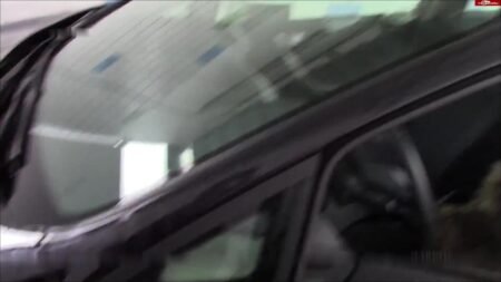 geil-poppen - Cumshot in der Waschbox