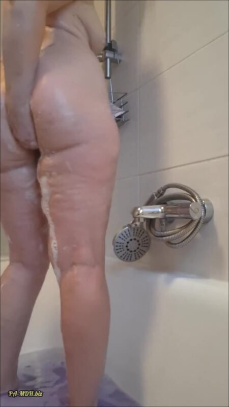 Roxxy_undHerrFigsy - Geil beim Einseifen geworden