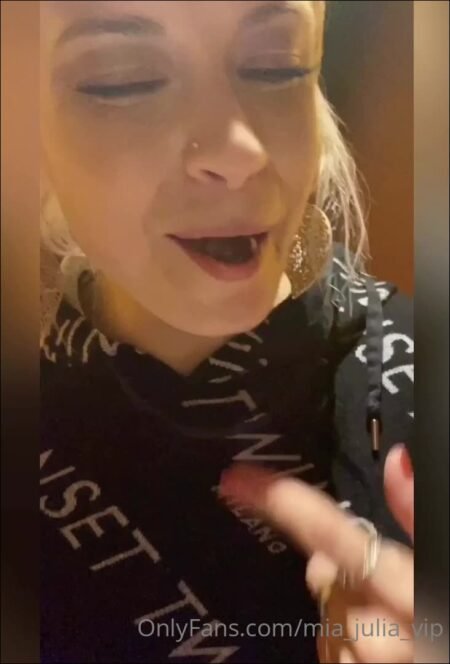 Mia_Julia - Wie viele Weintrauben passen in meine Pussy