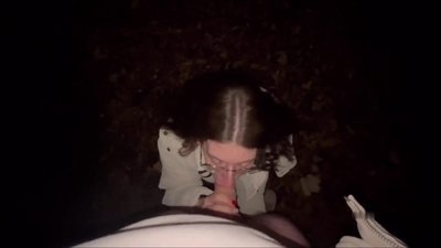 Emmasweetsugar - Abgeschleppt vom Weihnachtsmarkt - Erster Blowjob und dann noch mit einem verheirateten Mann