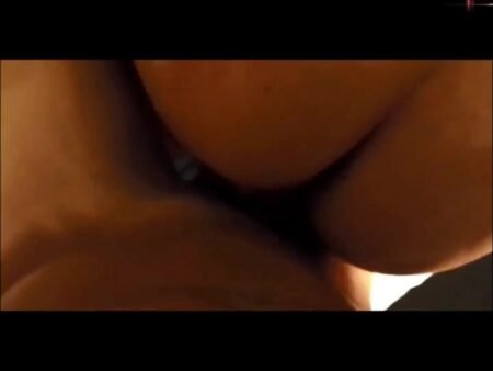 MelissaDeluxe - Von XXL Schwanz blank in den Arsch gefickt