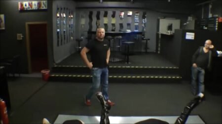 SweetSusiNRW - 4er Fick für Eintrittskarten - Dicke Titten und Cumshot