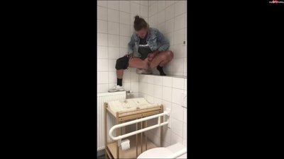 2kinky4you - MEGADREIST - Heftig im Supermarkt abgepisst