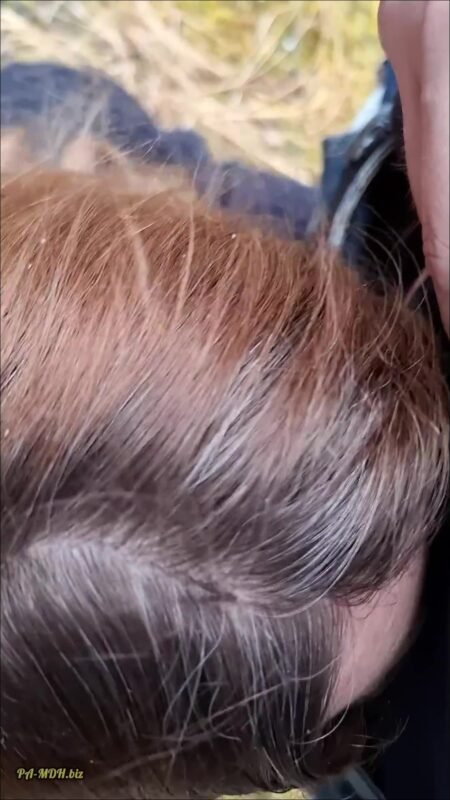 Roxxy_undHerrFigsy - Geiler Spaziergang mit Blowjob und abgesahnt