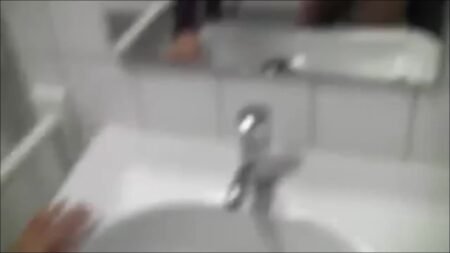 Party-Jule - Fickgeil bei IKEA