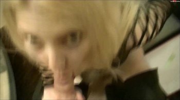 CaseyCum - Blasen von neuen Schuhen - Ich blase lieber in neuen Schuhen