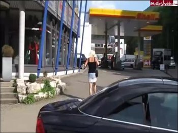 NiceDirtySMPaar - Mit dem Analplug in die Tankstelle