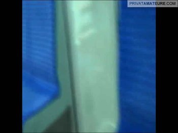 Porn-Kitty18 - S-Bahn Blowjob und Nylon Cumshot