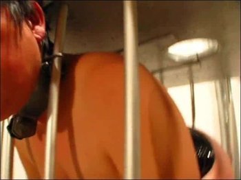 heels-and-more - Aufgespannte Fotze ficken