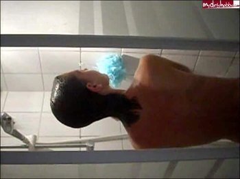 LisaNRW - Unter der Dusche