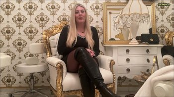 Piamia812 - HeyDU ich bin PIA - Mein erstes Video wollte mal Hallo sagen