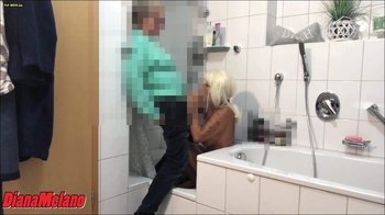 DianaMelano - Geil ueberrascht; er Fickt mich gleich in der Dusche