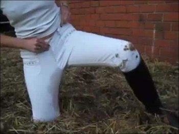 hotlive28 - Dirty and messy in white Jeans und Aigles