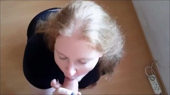 Curly82 - Riesen Ladung Ficksahne ins Gesicht gespritzt