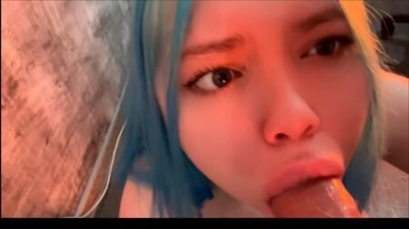 AurelliaCreampie - Deep Throat Schluckt Schwanz Geschickt