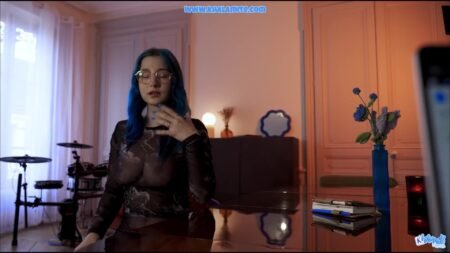 Khalamite - Dieses Spielzeug wird deinen chef wie ein Derb machen_ Ein behaartes französisches Mädchen