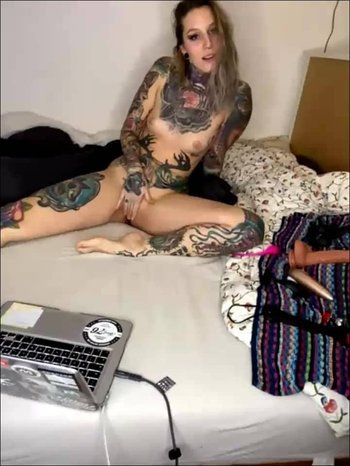 lisa_rocketcock - Private WebCam Session mit Toy&Plug