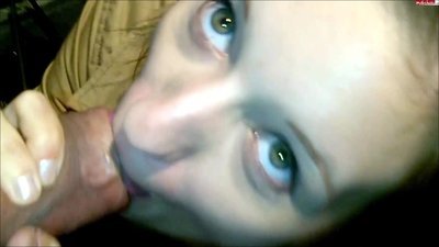 sexyRia - Public Fick-Spermafresse