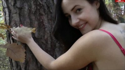 Young-Devotion - Bester Kumpel fickt mich im Wald