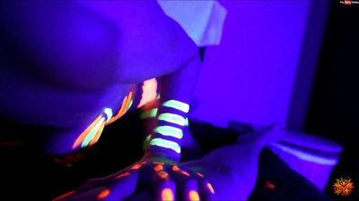 Lia-Fox - Crazy Schwarzlicht Neon Fick als Avatar-Schlampe