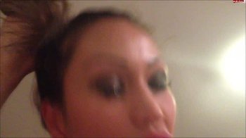 VanessaDoll - Ins Gesicht gespritzt beim Tittenfick