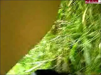 Melanie18 - Die Blase drueckt