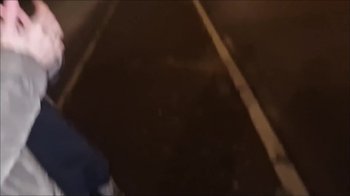 jennisweet - Omg, ich ziehe mich mitten in der Stadt aus