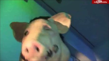 emmastarr - Total versaut - Von der Spermasau gefickt