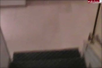 Doreensworld - Hardcore Orgasmusshow im Hotelflur