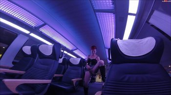 RoxyRoyal - Mega Dreist - Abgepisst in der ersten Klasse