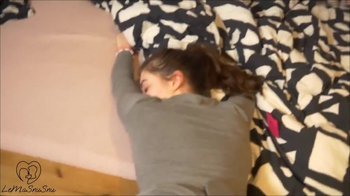 LeMaSnuSnu - 18jährige HARDCORE durchs ganze Zimmer gefickt