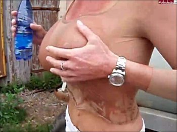 tittidd - Wet Shirt und Glocken und Halterlose