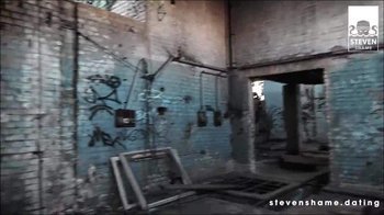 StevenShame - CandyAlexa wird in einem alten hangar geknallt