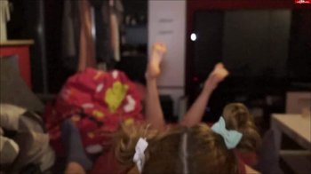 CuteLisa - Kleine Lisa - Riesenschwanz - Close Up Blowjob mit Mega-Cumshot