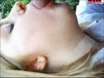 Melanie18 - Outdoor geblasen heute Nachmittag